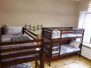 Хостелы SWEEThostel Винница Кровать в общем номере с 4 кроватями-14